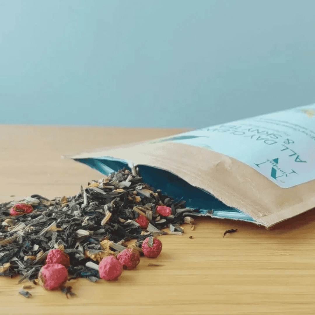 Skny Te fra Njordisk – te med 10 botaniske ingredienser, herunder grøn, sort og maté te, guarana, fennikel, kvæde og citrongræs.